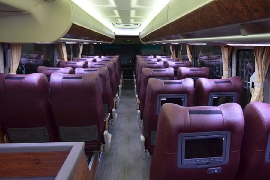 Bus Pariwisata Dalamnya