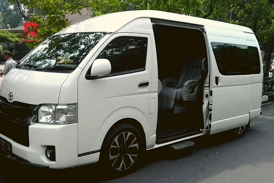 Sewa Hiace Bekasi