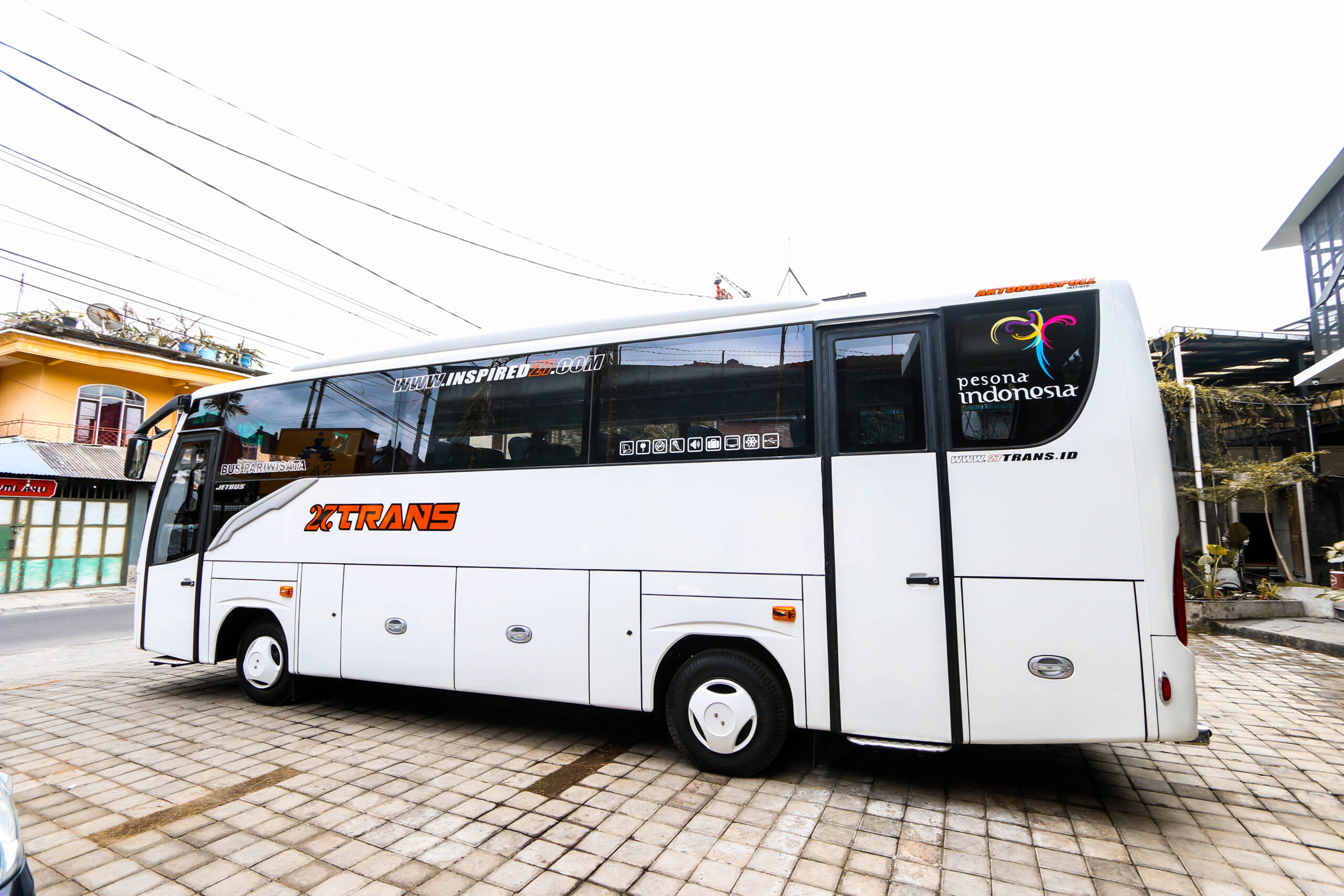 Sewa Bus Pariwisata